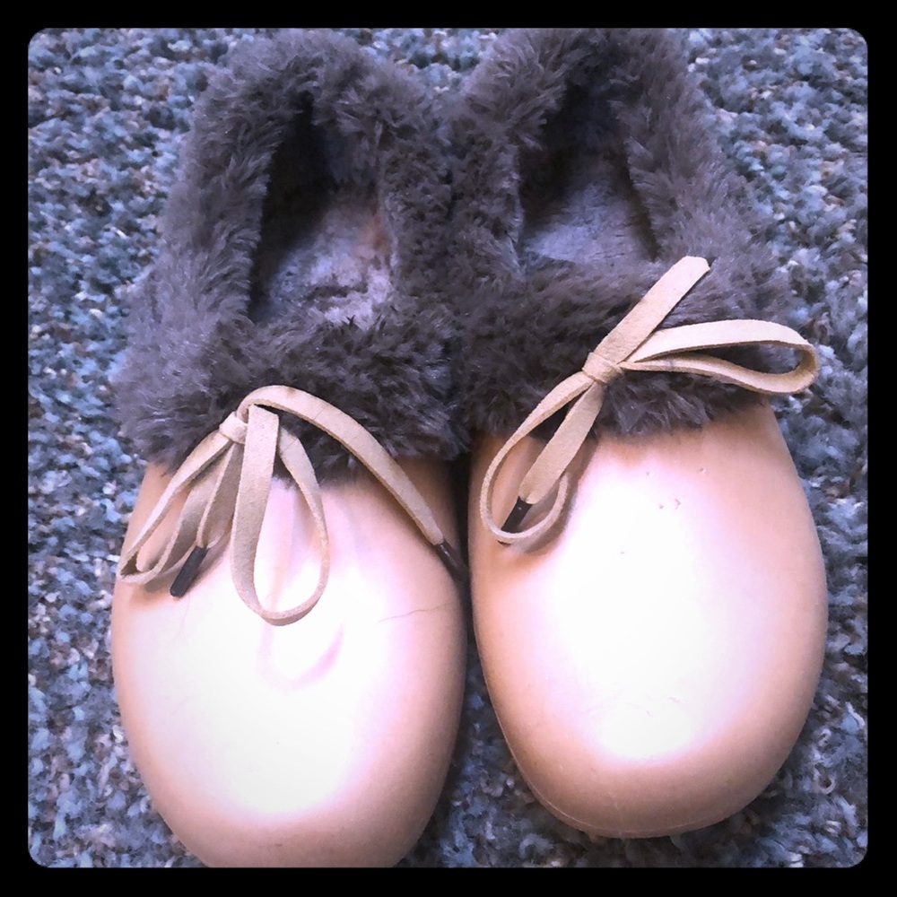 CROCS clogs